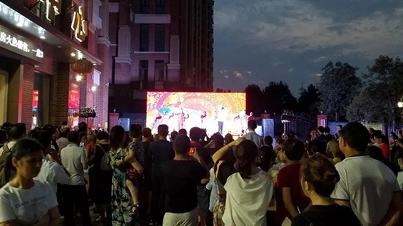 【精彩播報】東方國(guó)際花園第二界音樂美食節盛大(dà)開幕！