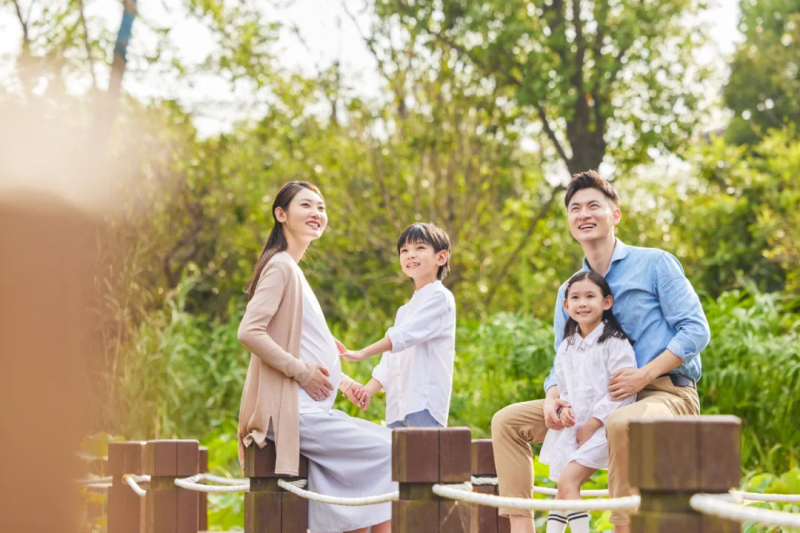 有一(yī / yì ／yí)種生活，叫河岸旁的(de)夏天！